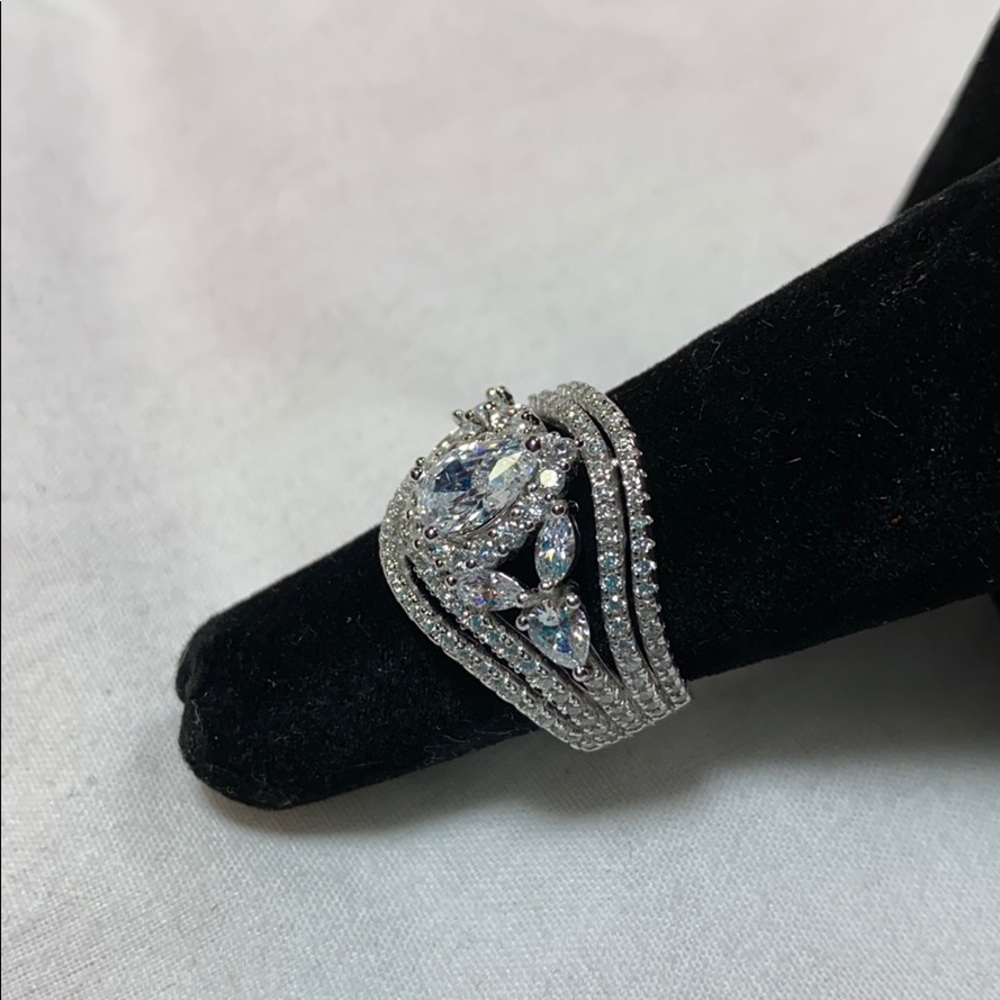 Bella Luce 10.00ctw White Diamond Simulant - Picture 10 of 11